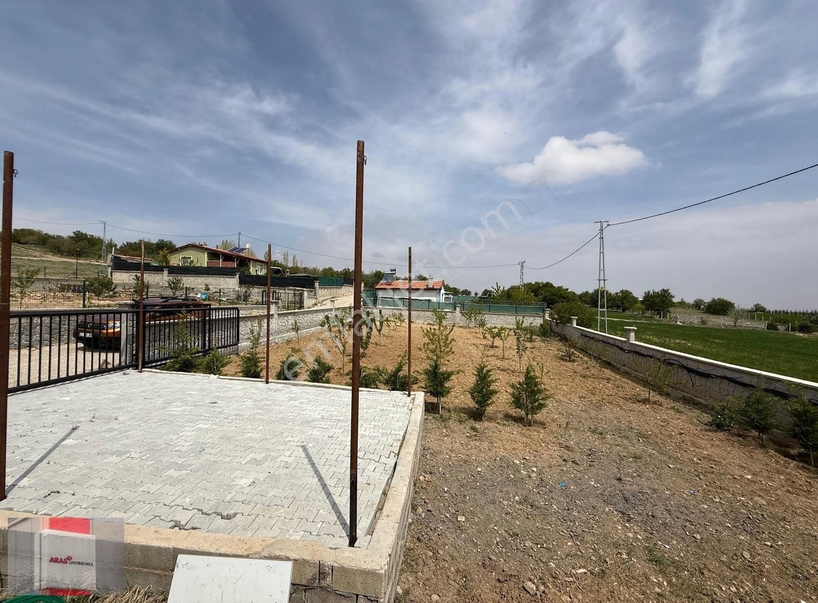 Bayat Mahallesinde Konya Manzaralı 1+1 Evi Elektrik Ve Suyu Olan - Görsel 6