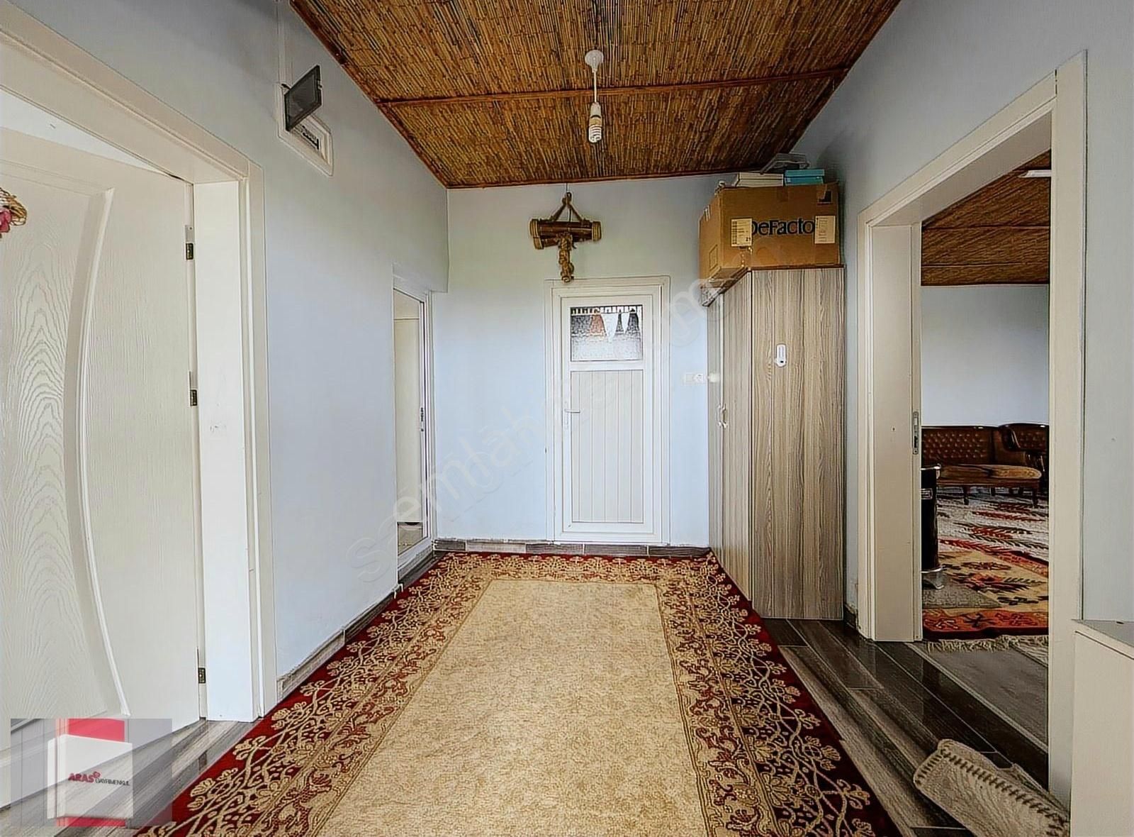 Bayat Mahallesinde Konya Manzaralı 1+1 Evi Elektrik Ve Suyu Olan - Görsel 23