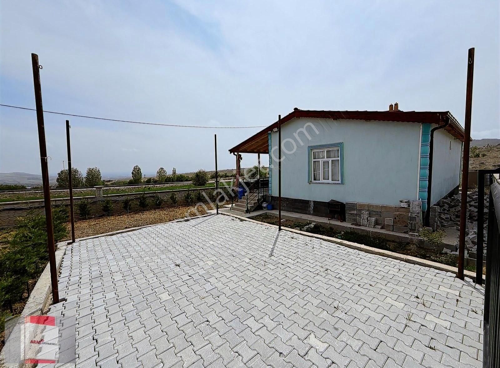 Bayat Mahallesinde Konya Manzaralı 1+1 Evi Elektrik Ve Suyu Olan - Görsel 13