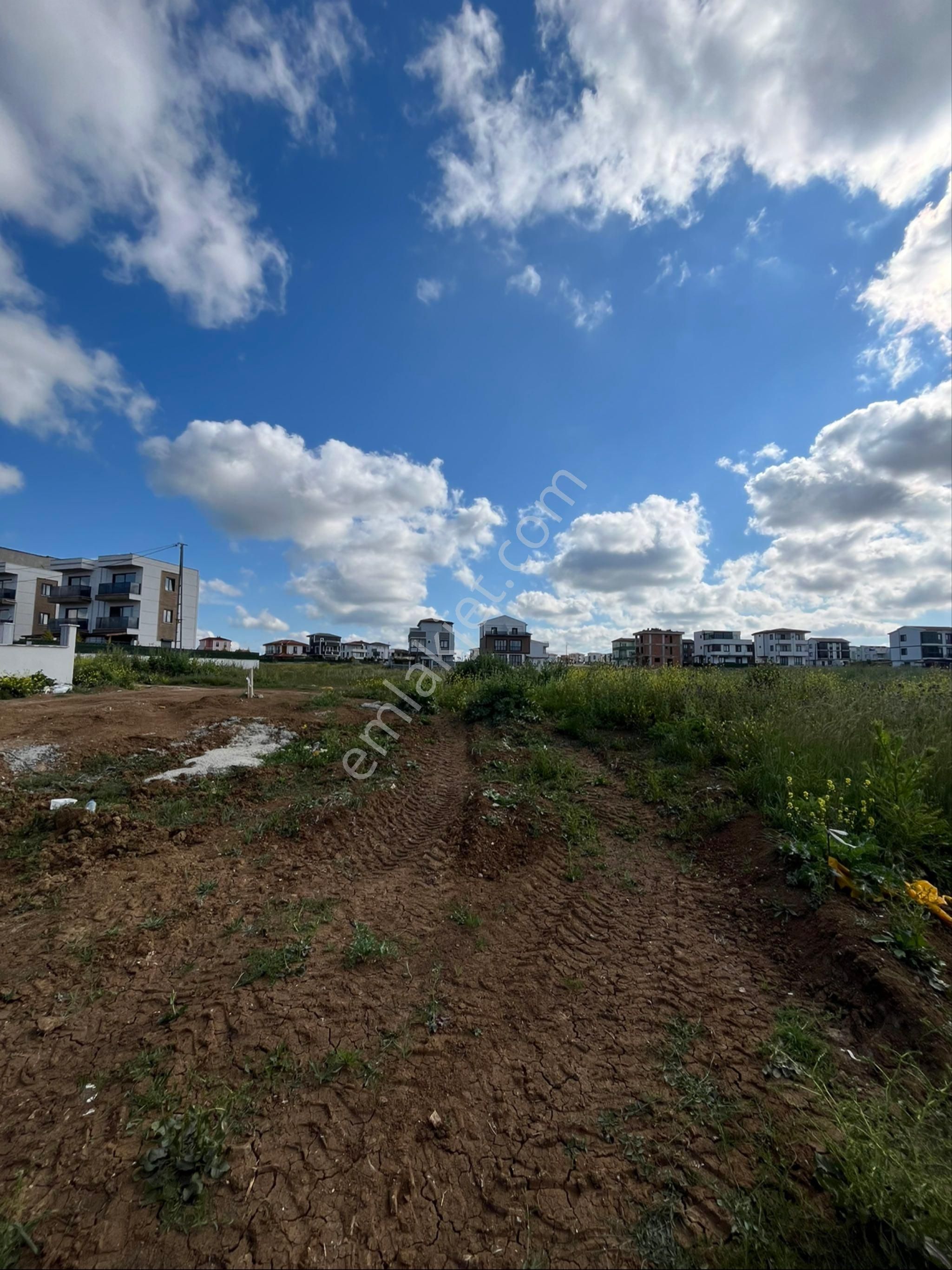 Ata Gayrimenkul,den Sahil Ve Marketlere Yakın 125m2 Villa İmarlı Arsa - Görsel 5