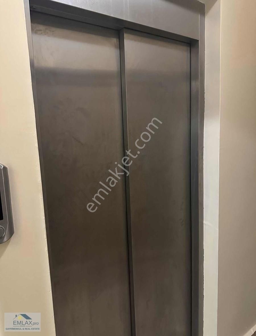 Huzurevi Bölgesinde Sessiz Eşyalı Kiralık 1+1 Daire