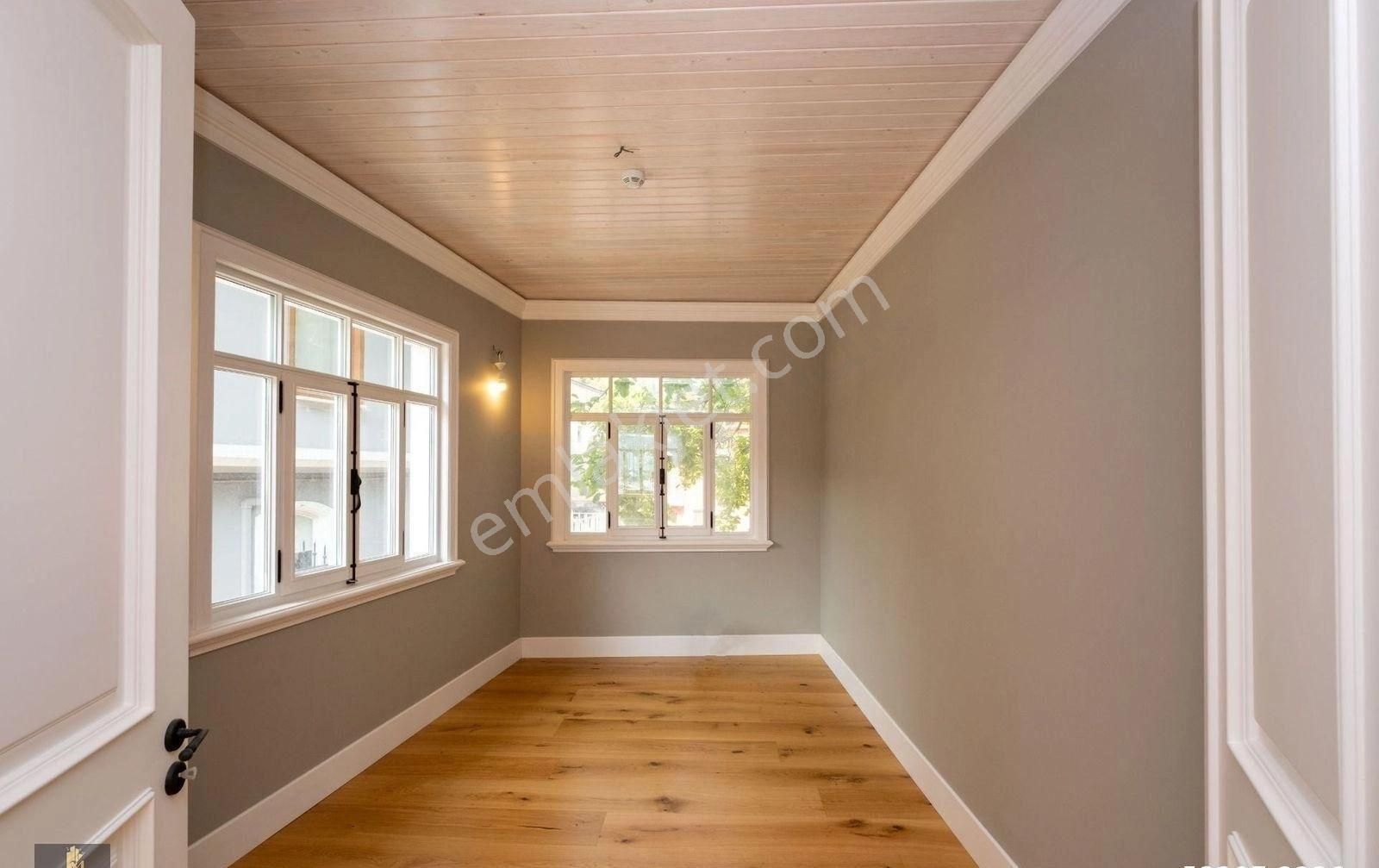 Yeniköy'de Cadde Üzeri Bahçeli Satılık Ofis - Görsel 4