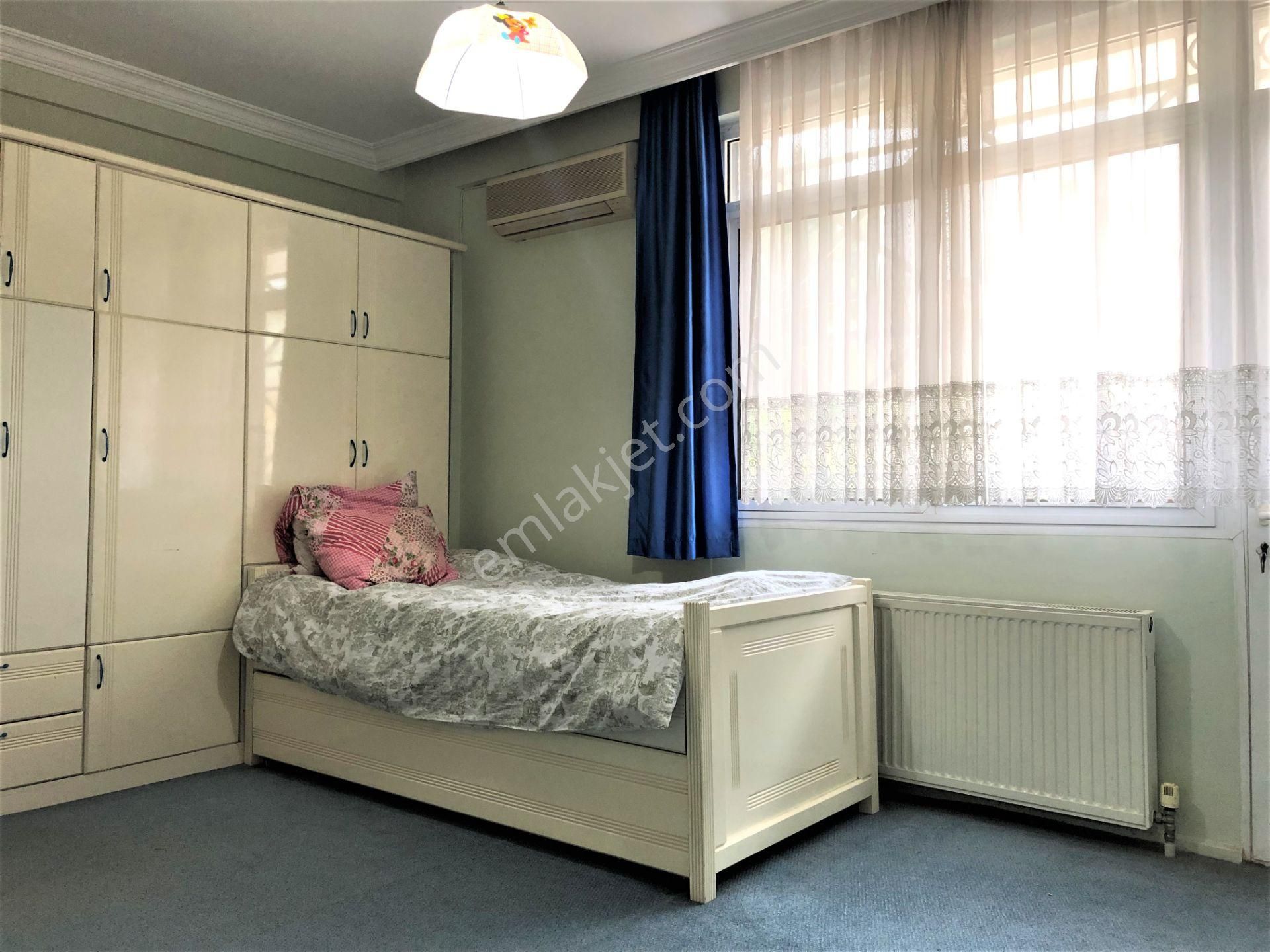 Muhteşem Konumda 4 Katlı Bahçeli Satılık 7+2 Teraslı Villa - Görsel 15