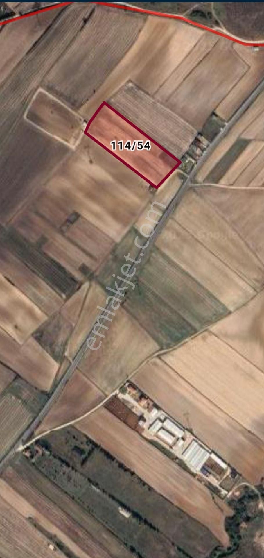 702 Metre Kare, Tekirdağ Kapaklı Karlı Mahallesinde Satılık Asfalta Cephe Hisseli Tarla