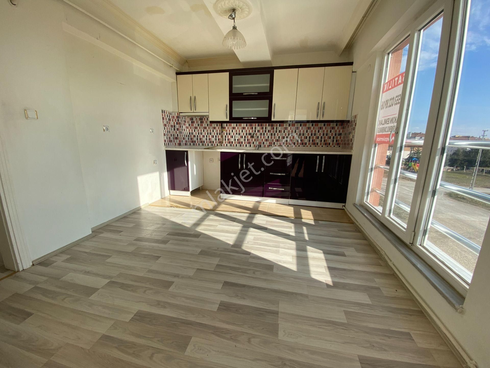 Akın Emlak'tan Kiralık 3+1 Daire