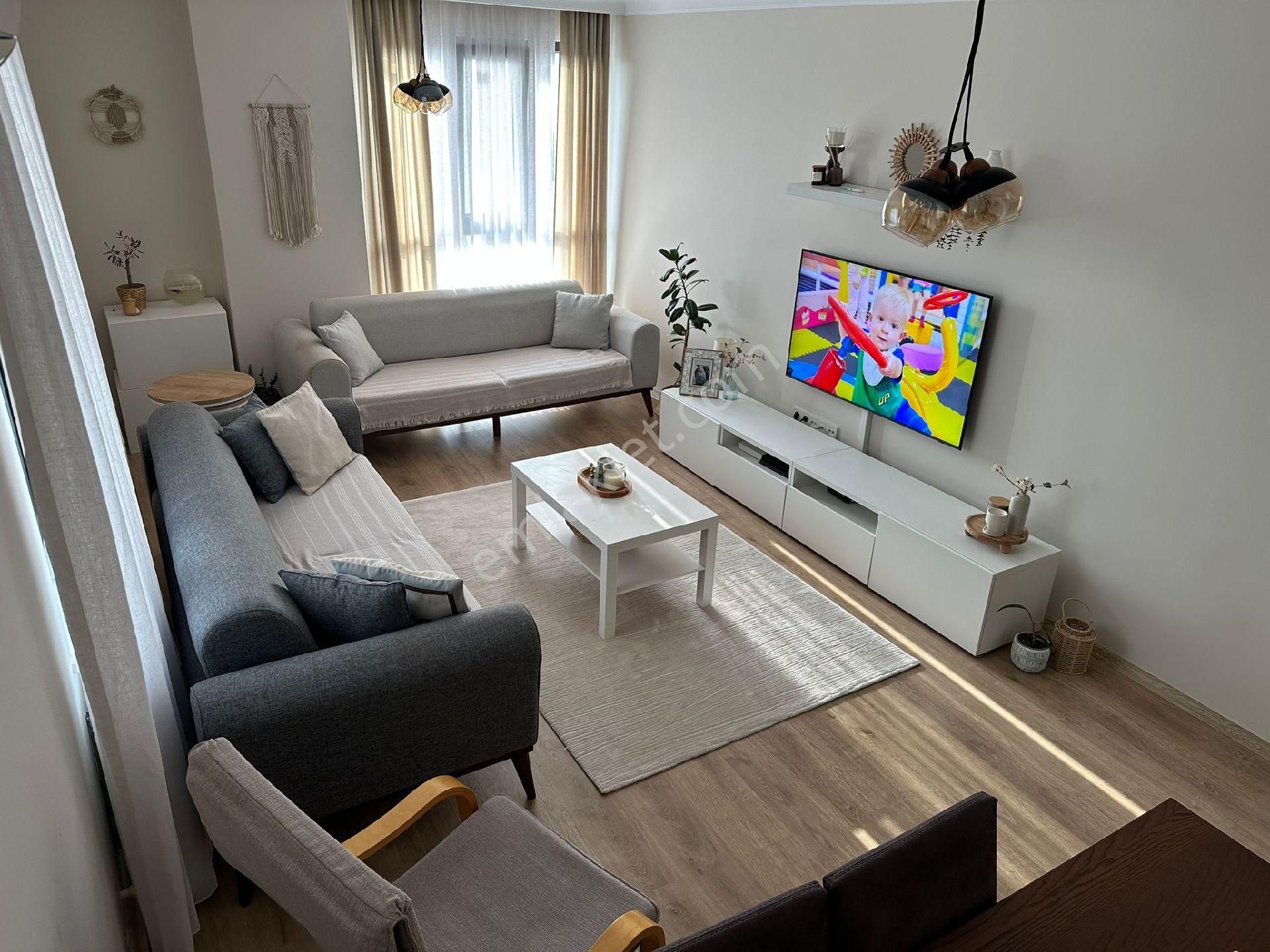 Çekmeköy Meşe Country Sitesinde Satılık 3+1 129m2 Daire!!