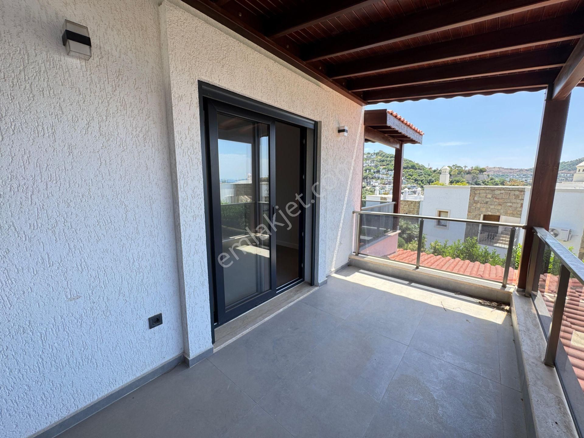 Bodrum Gümüşlük`te Denize Yürüme Mesafesin`de 3+1 Müstakil Villa - Görsel 12