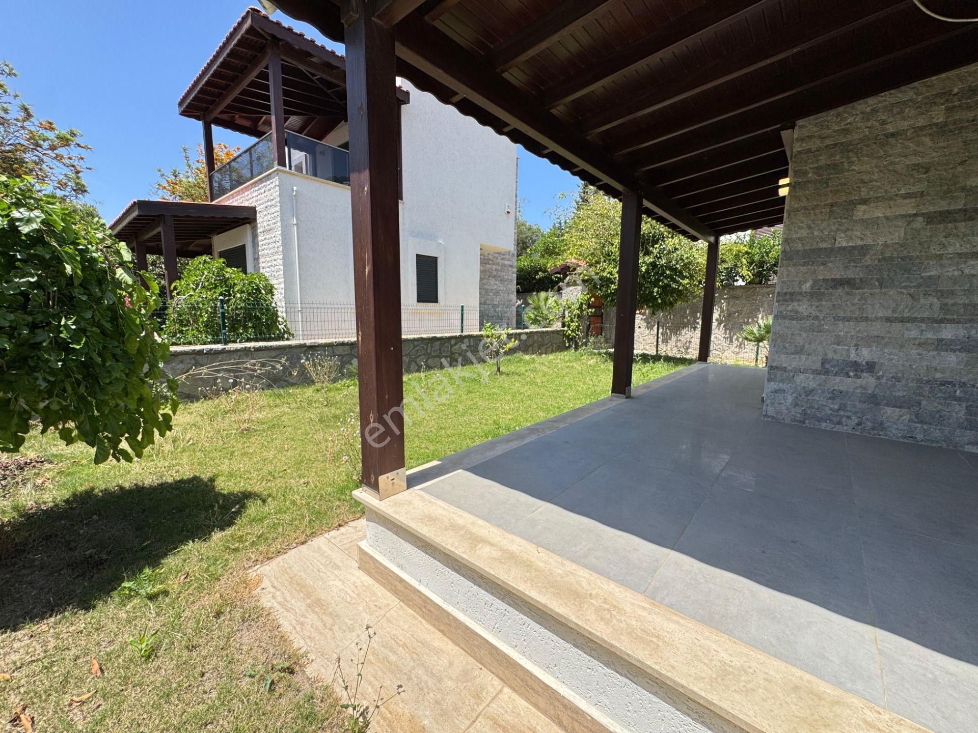 Bodrum Gümüşlük`te Denize Yürüme Mesafesin`de 3+1 Müstakil Villa - Görsel 9