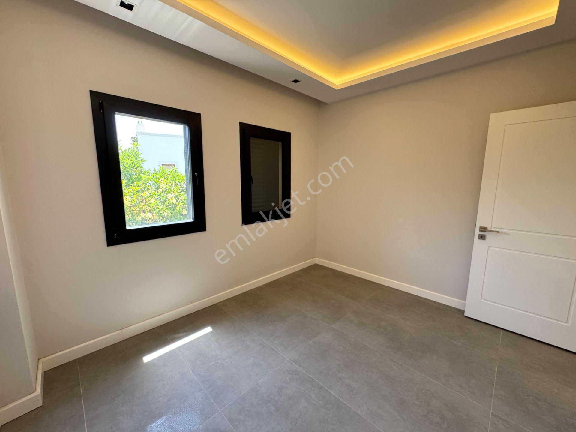 Bodrum Gümüşlük`te Denize Yürüme Mesafesin`de 3+1 Müstakil Villa - Görsel 29