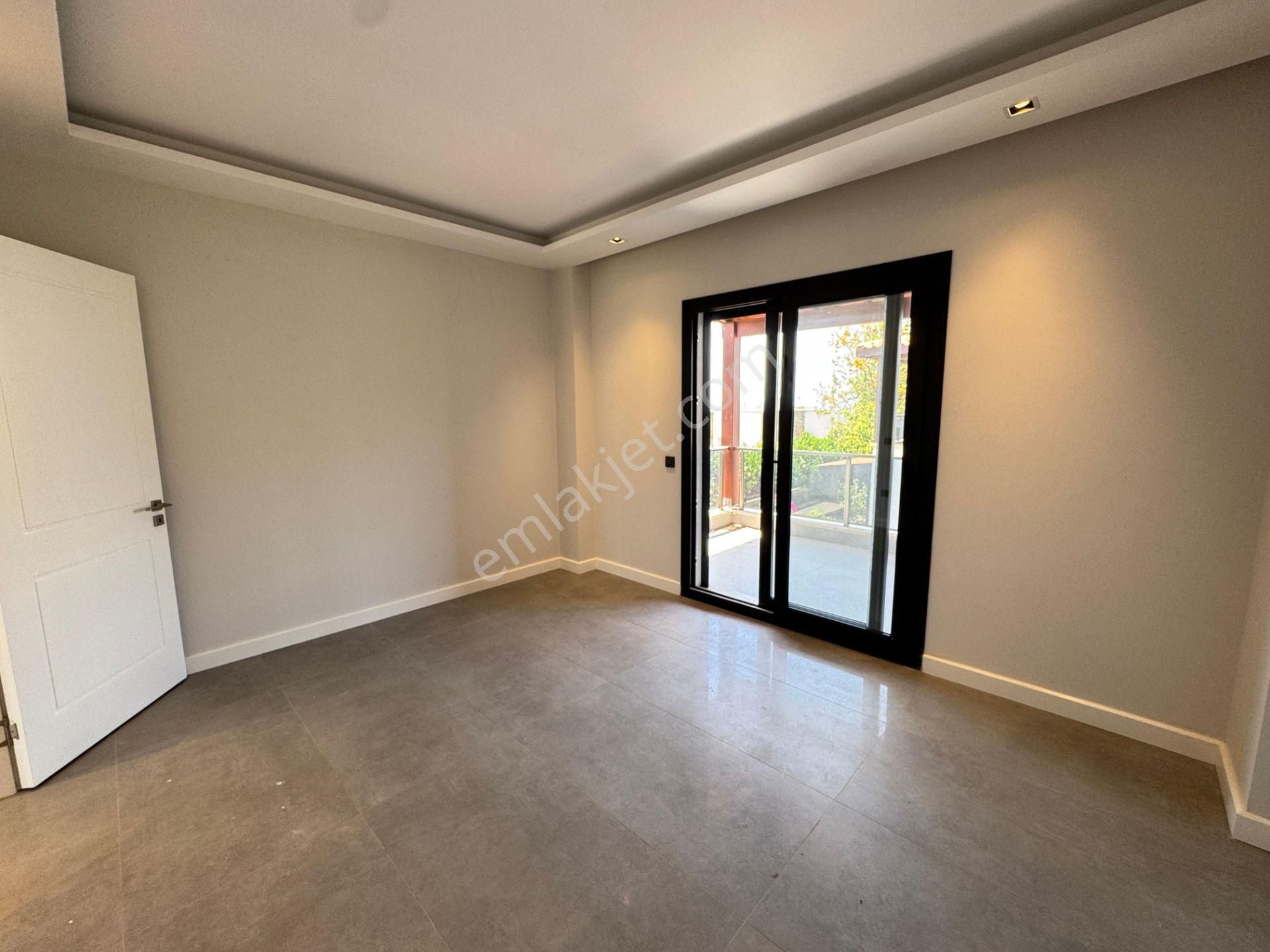 Bodrum Gümüşlük`te Denize Yürüme Mesafesin`de 3+1 Müstakil Villa - Görsel 27