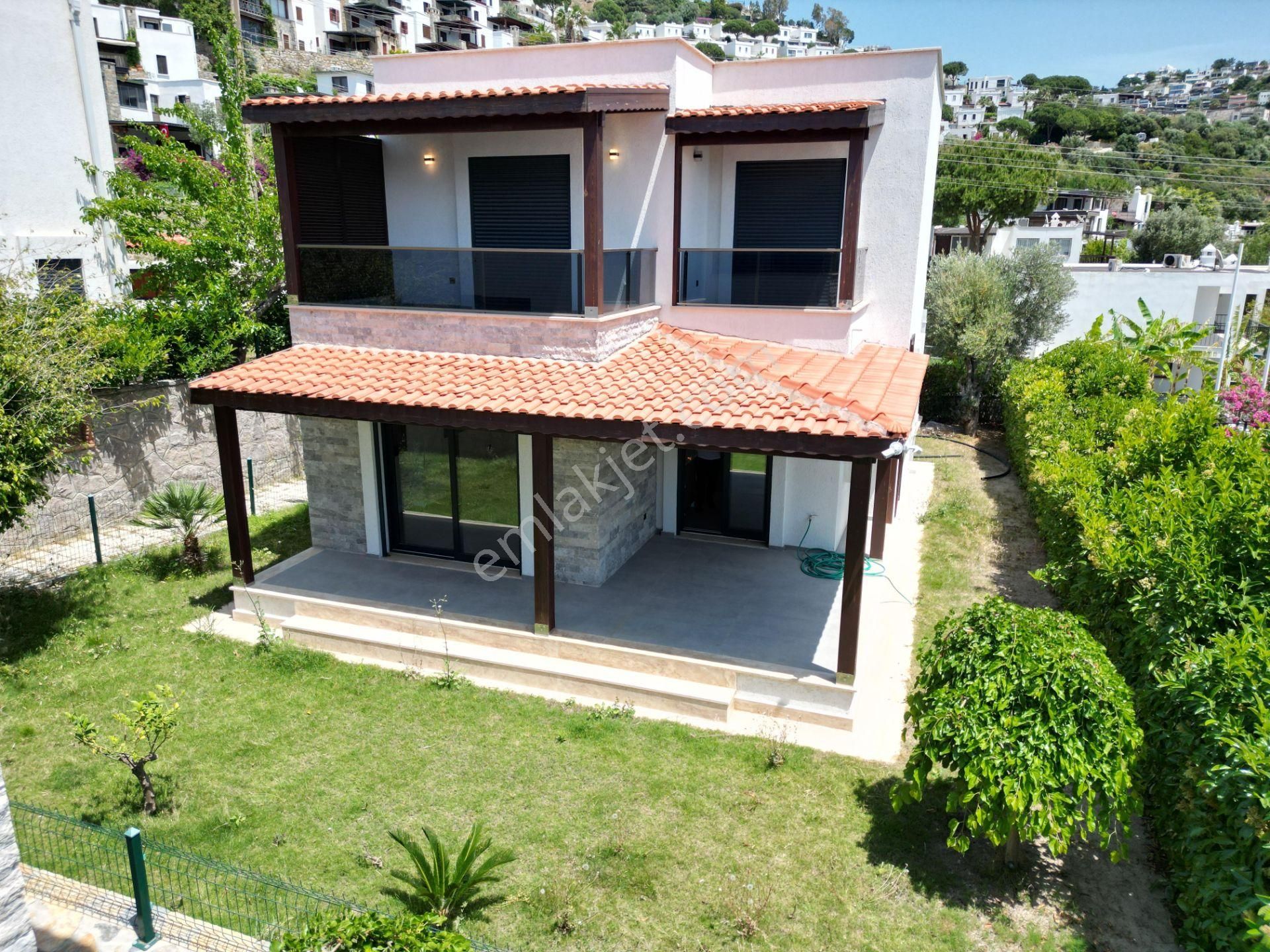 Bodrum Gümüşlük`te Denize Yürüme Mesafesin`de 3+1 Müstakil Villa - Görsel 5