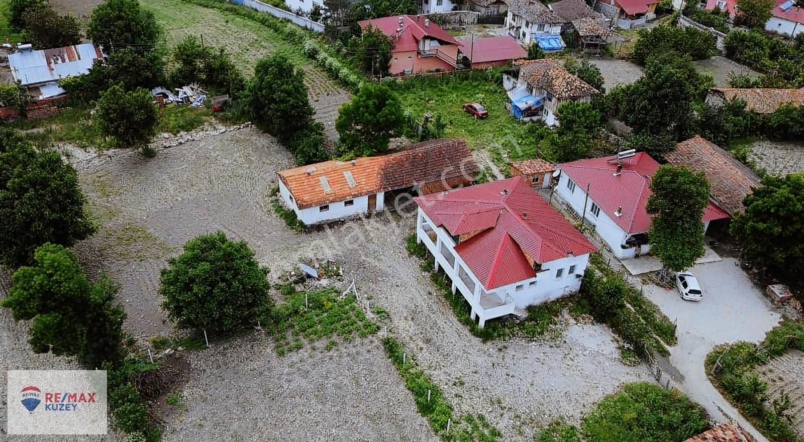 Remax Kuzey'den Bafra Havza Yolu Üzeri Acil Satılık Arsa