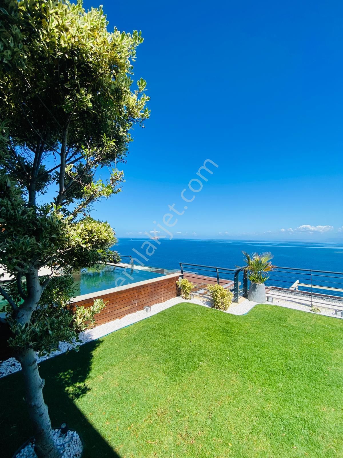 Bodrum Yalıkavak'ta Denize Sıfır Lüks Konsept 3+1 Villa - Görsel 19