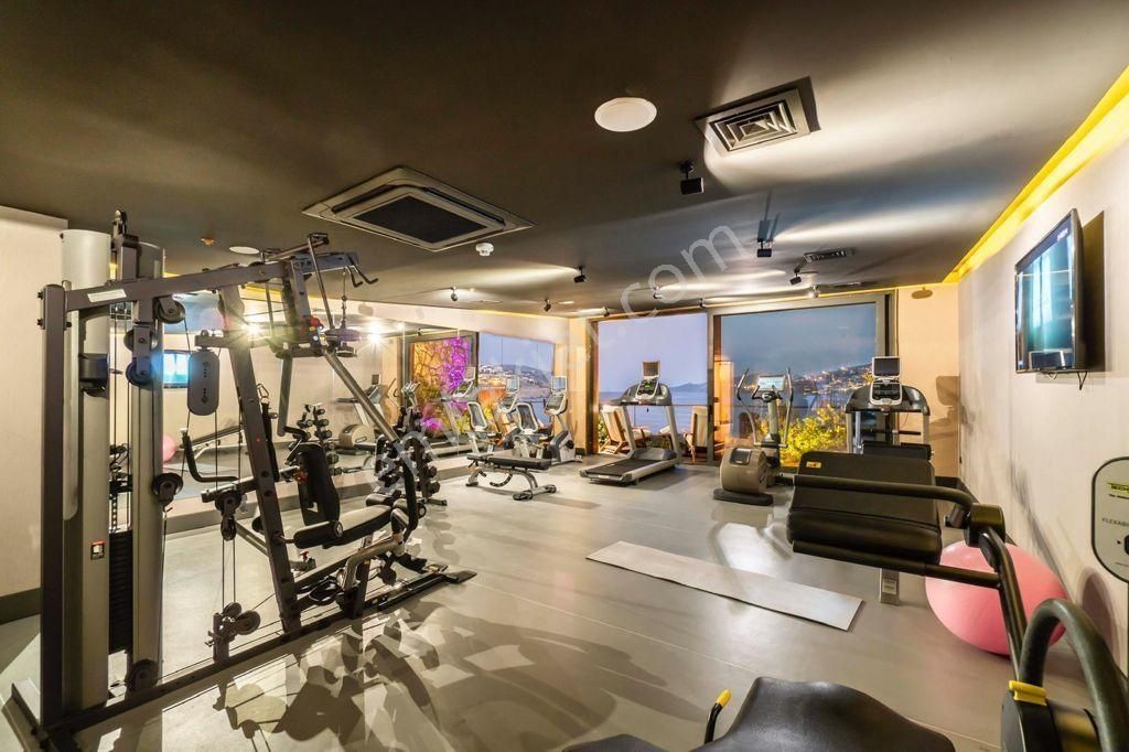 Bodrum Yalıkavak'ta Denize Sıfır Lüks Konsept 3+1 Villa - Görsel 3