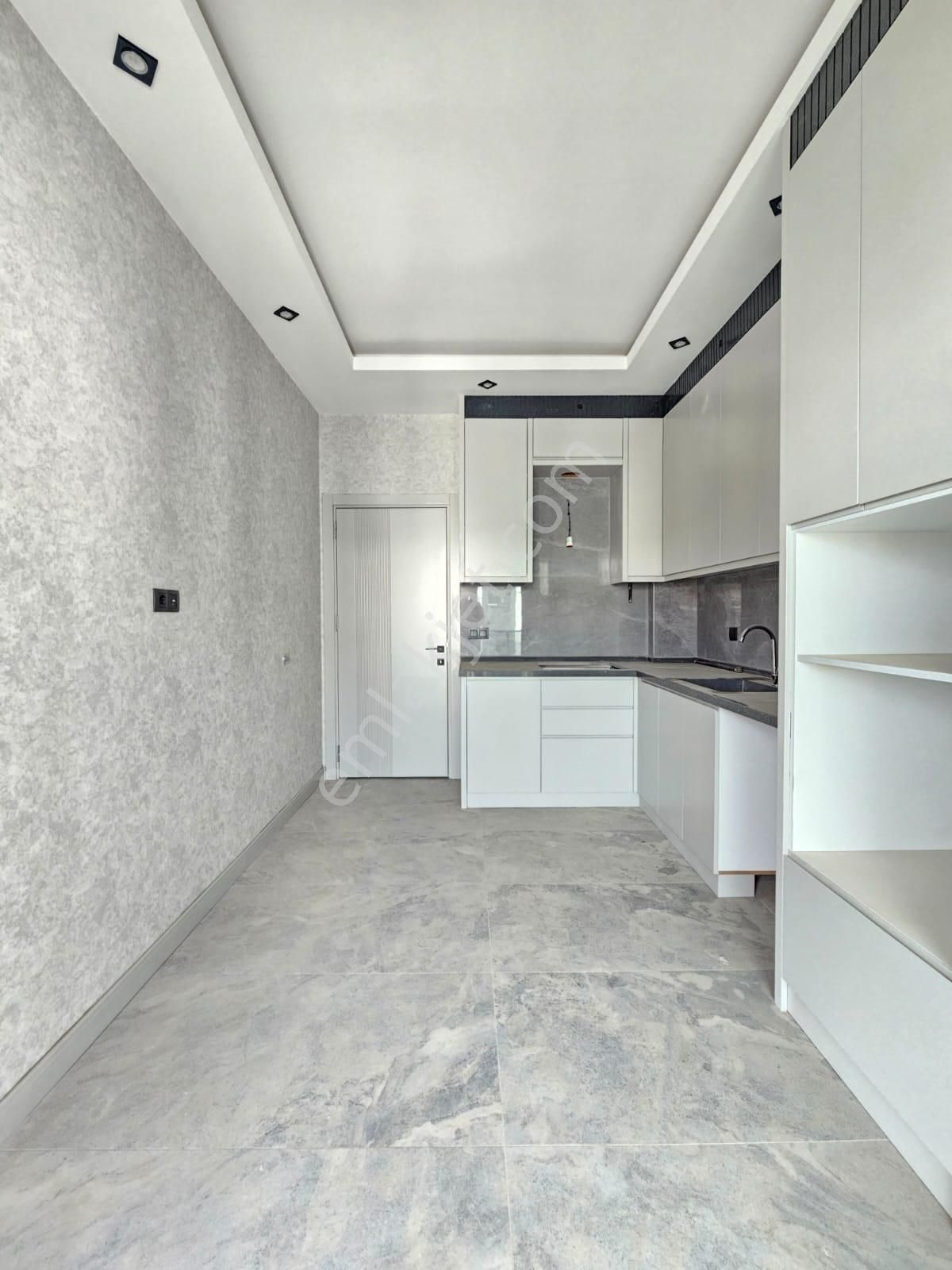 Denizli Karahasanlı Da 3+1 160 M2 Site İçinde Panjurlu Kiralık Daire