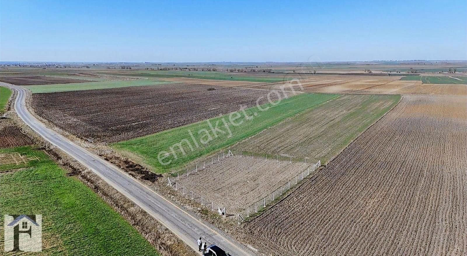 Tekirdağ Ergene İğneler Mah. Emsali Olmayan Asfalt Cephe 369 M²