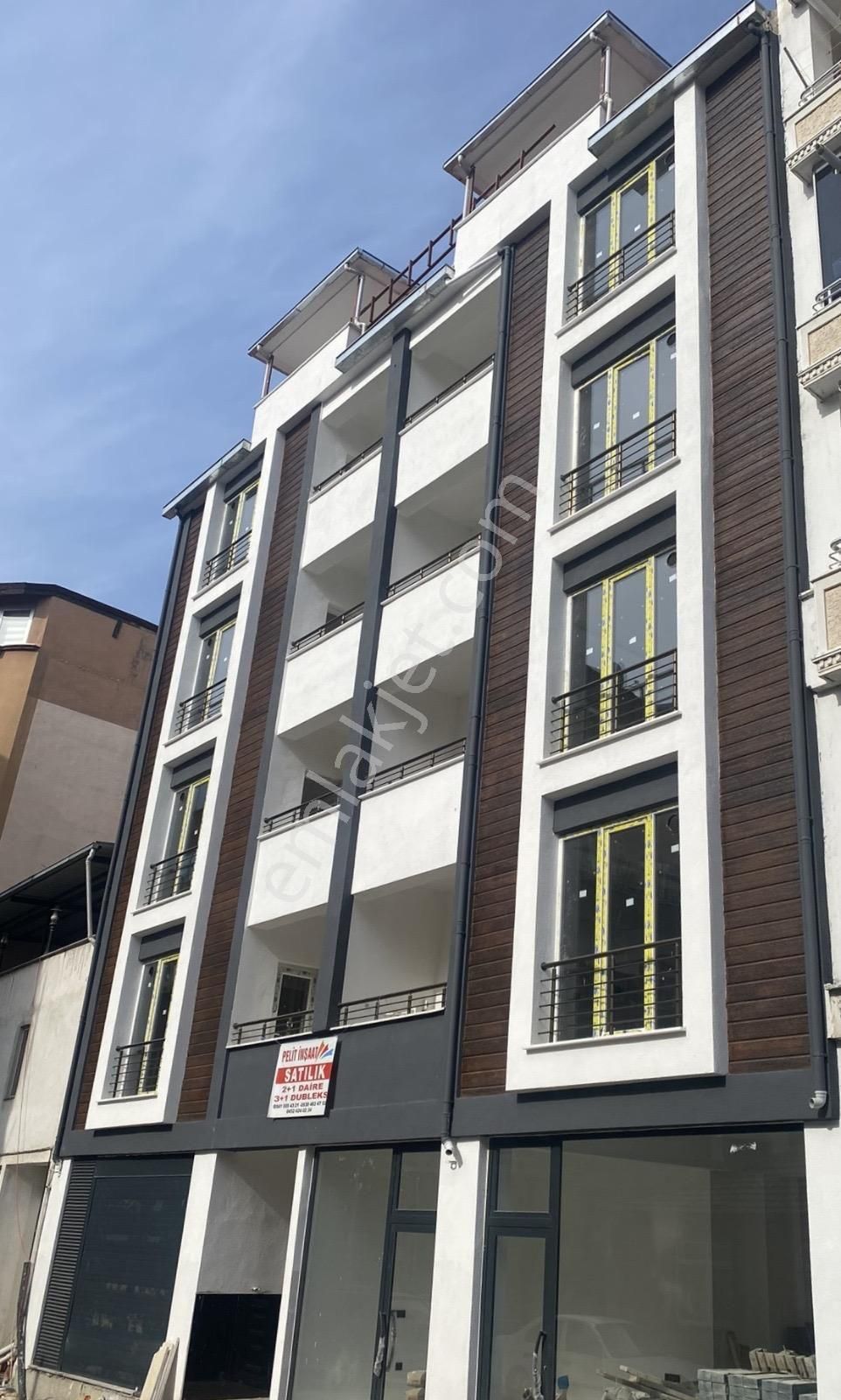 Fatsa Dumlupınar Mahallesinde Merkezî Konumda Satılık Daire