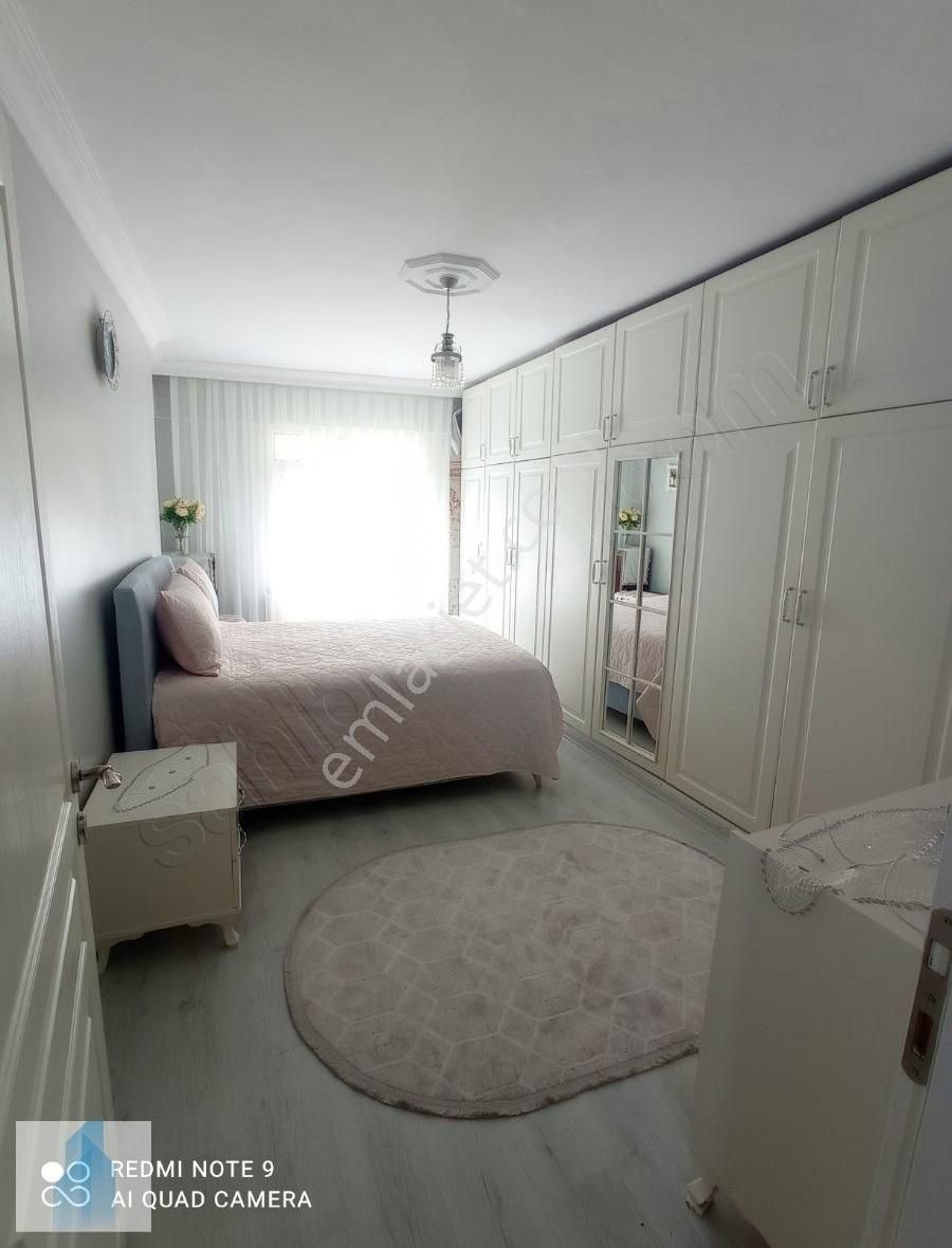 Bağcılar Merkez De Satılık 3+1, 140 M2 Masrafsız Daire Ara Kat - Görsel 2