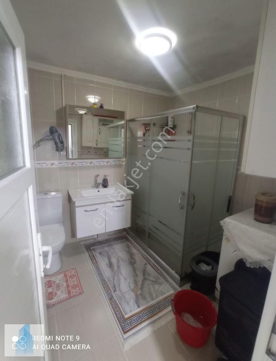 Bağcılar Merkez De Satılık 3+1, 140 M2 Masrafsız Daire Ara Kat - Görsel 3
