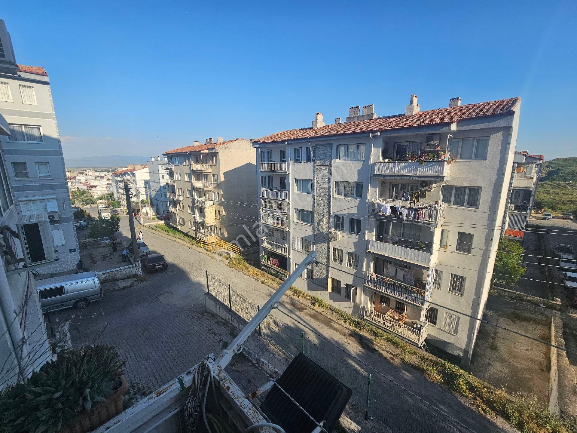 Söke Emlak Ofisisınden Çeltıkcı Mahallesınde Satılık Daire