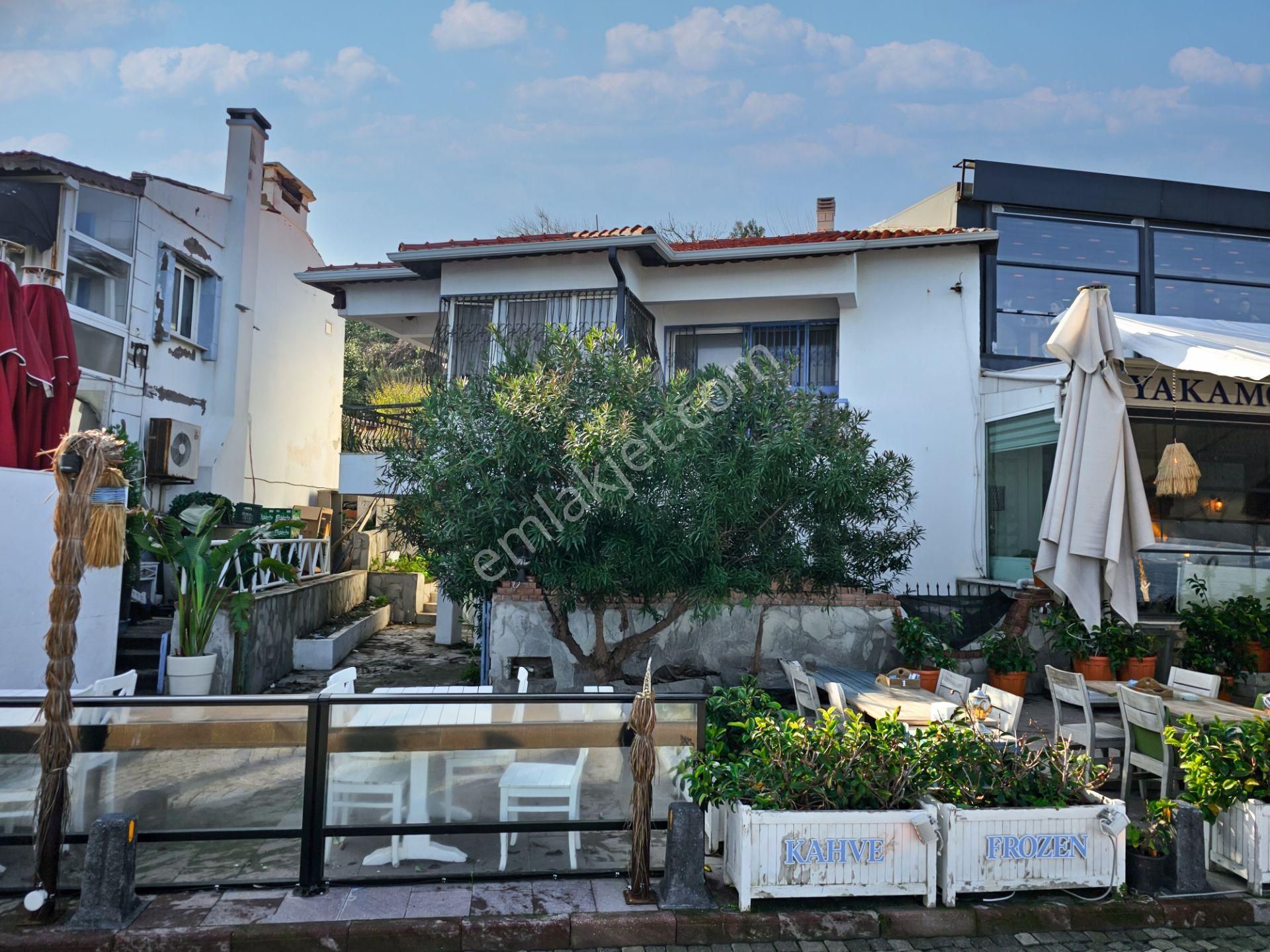 Urla İskelede Denize Sıfır 307 M2 Arsa İçinde Konut Veya Ticari - Görsel 17