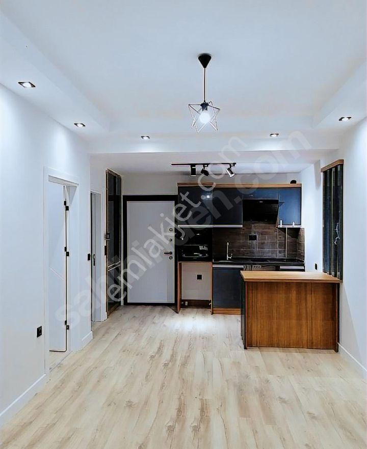 Satılık Alipaşa Mah.uysal Piazza Residanzada 1+1 Sıfır Lüks Daire