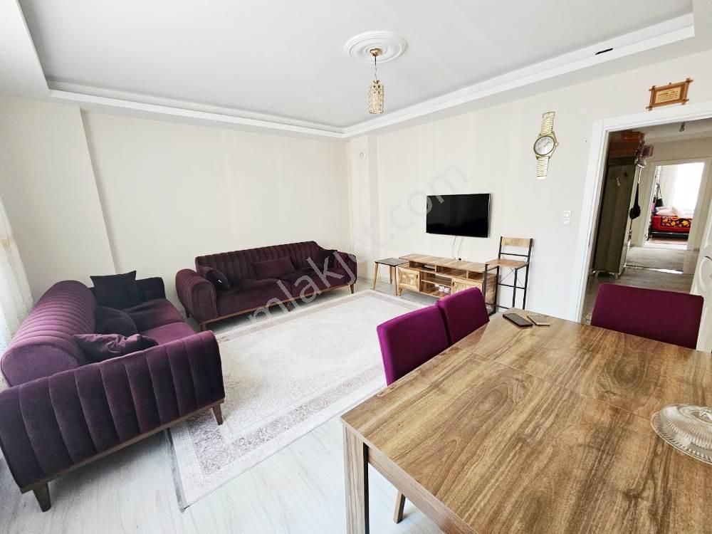 Yenibosna Çakmak Durağı Yakını Satılık 3+1 Daire