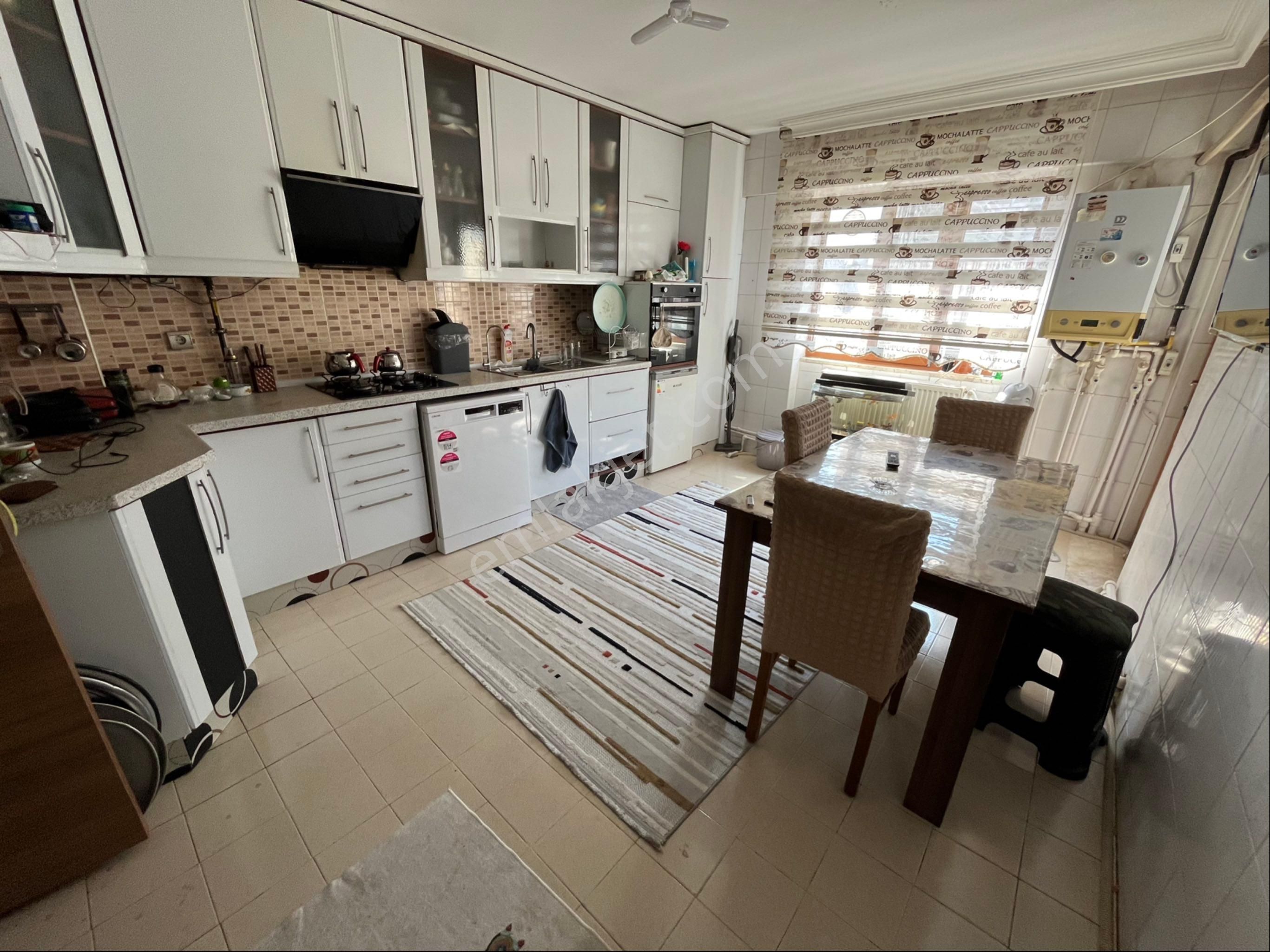 Rota Gayrimenkulden Akkonakta 3+1 Site İçi Geniş Daire