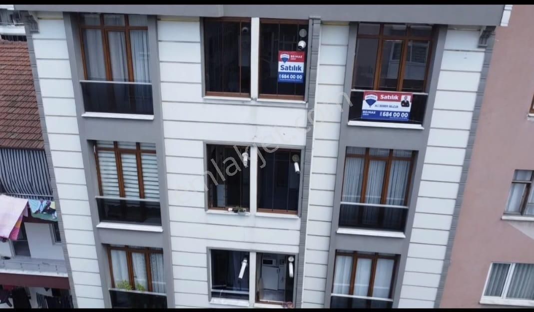 Yalova Merkez'de İdo Feribota 1 Km Mesafede Fırsat Satılık 2+1 Daire