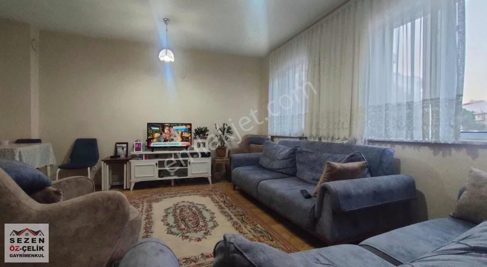 Barbaros Mahallesi Billurkent Sitesinde Satılık 2+1 Daire
