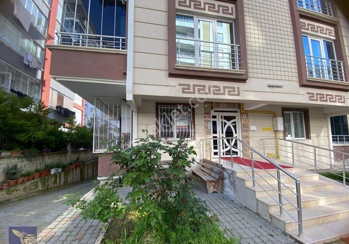 Satılık Atakentin Merkezinde Cağaloğlu Altında Tramvaya Bir Sokak