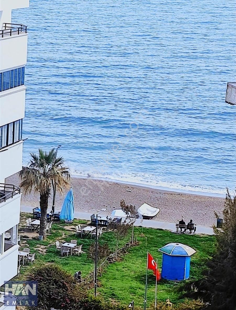 Han Emlak'tan Menderes'te Denize Sıfır Havuzlu Güvenlikli 2+1