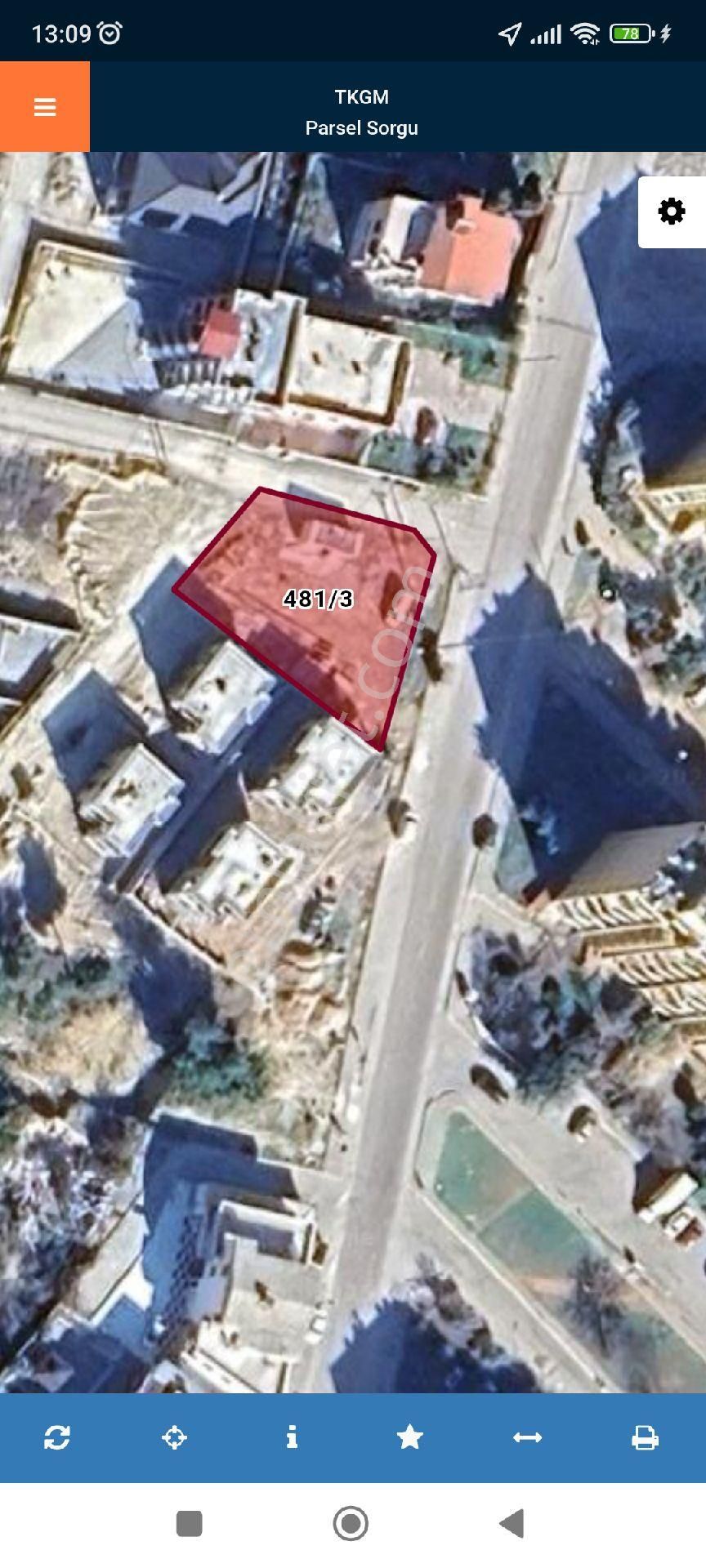 Çınarlıda Harika Konumda Villa Arsası