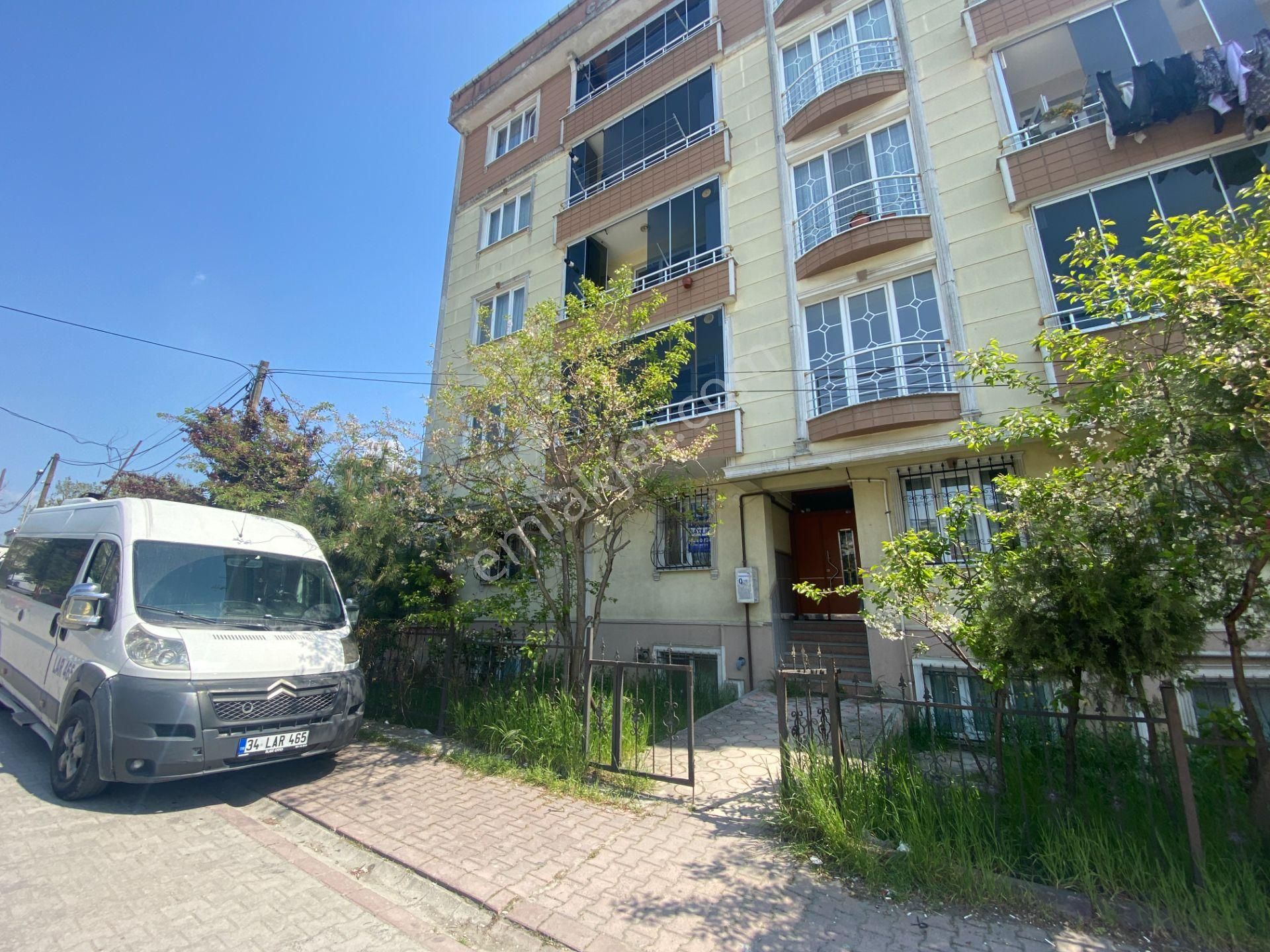 Esenyurt Akçaburgaz'da 2+1 Satılık Yüksek Giriş Daire !