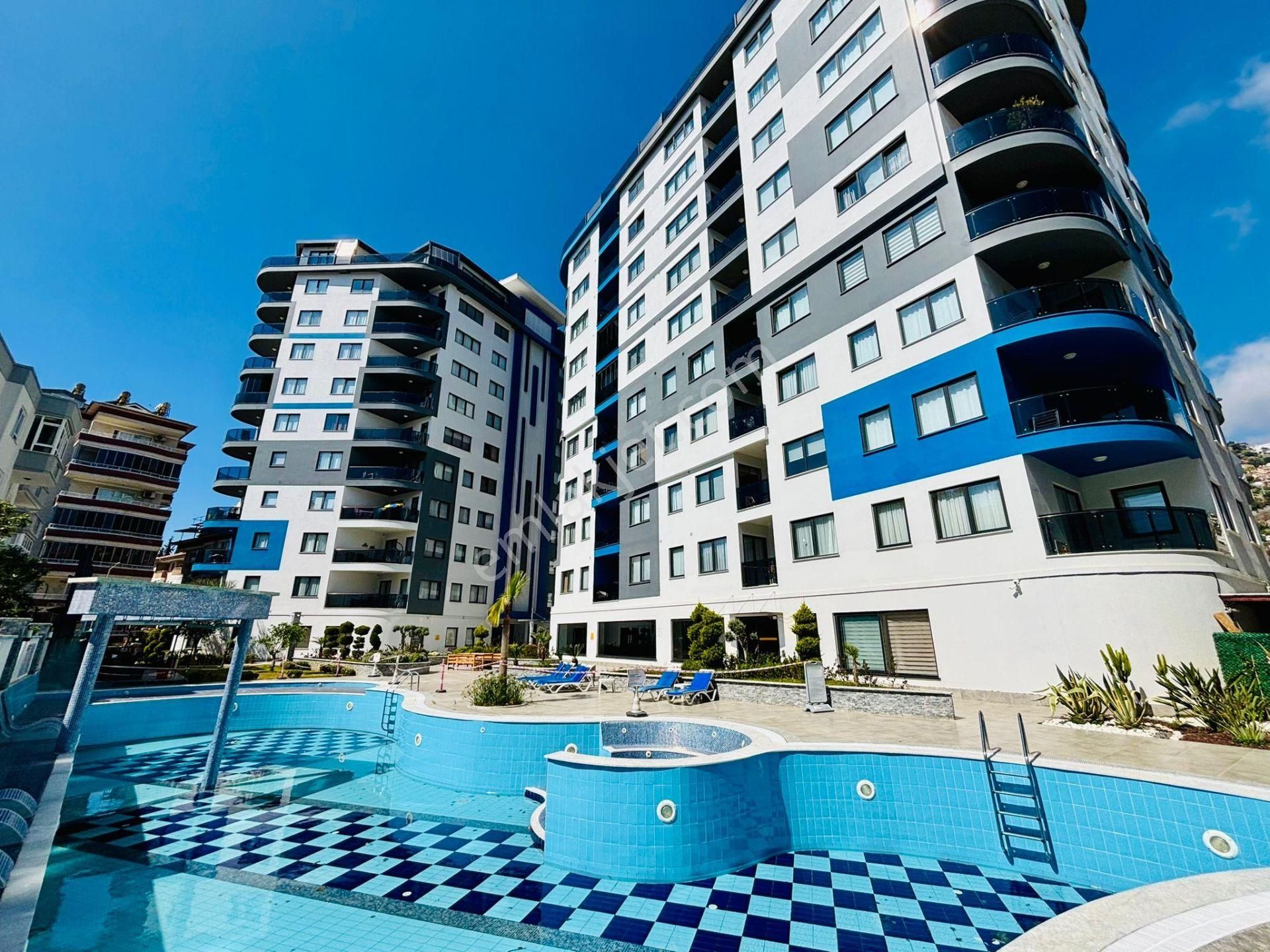 Kızlar Pınarı'nda 2+1 Eşyalı Daire Kleopatra'ya Yakın Lüks Sitede
