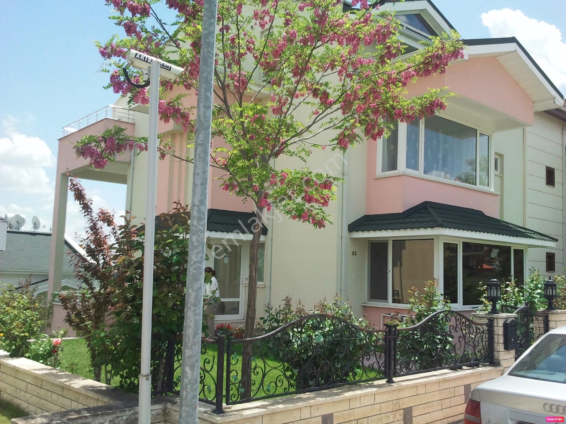 Mogan Gölü Manzaralı, Site İçinde, Sahibinden Satılık Villa
