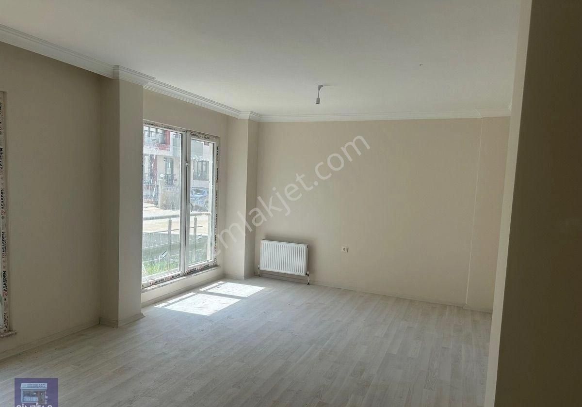 Sintaş Gayrimenkuldan Satılık 3 + 1 Daire