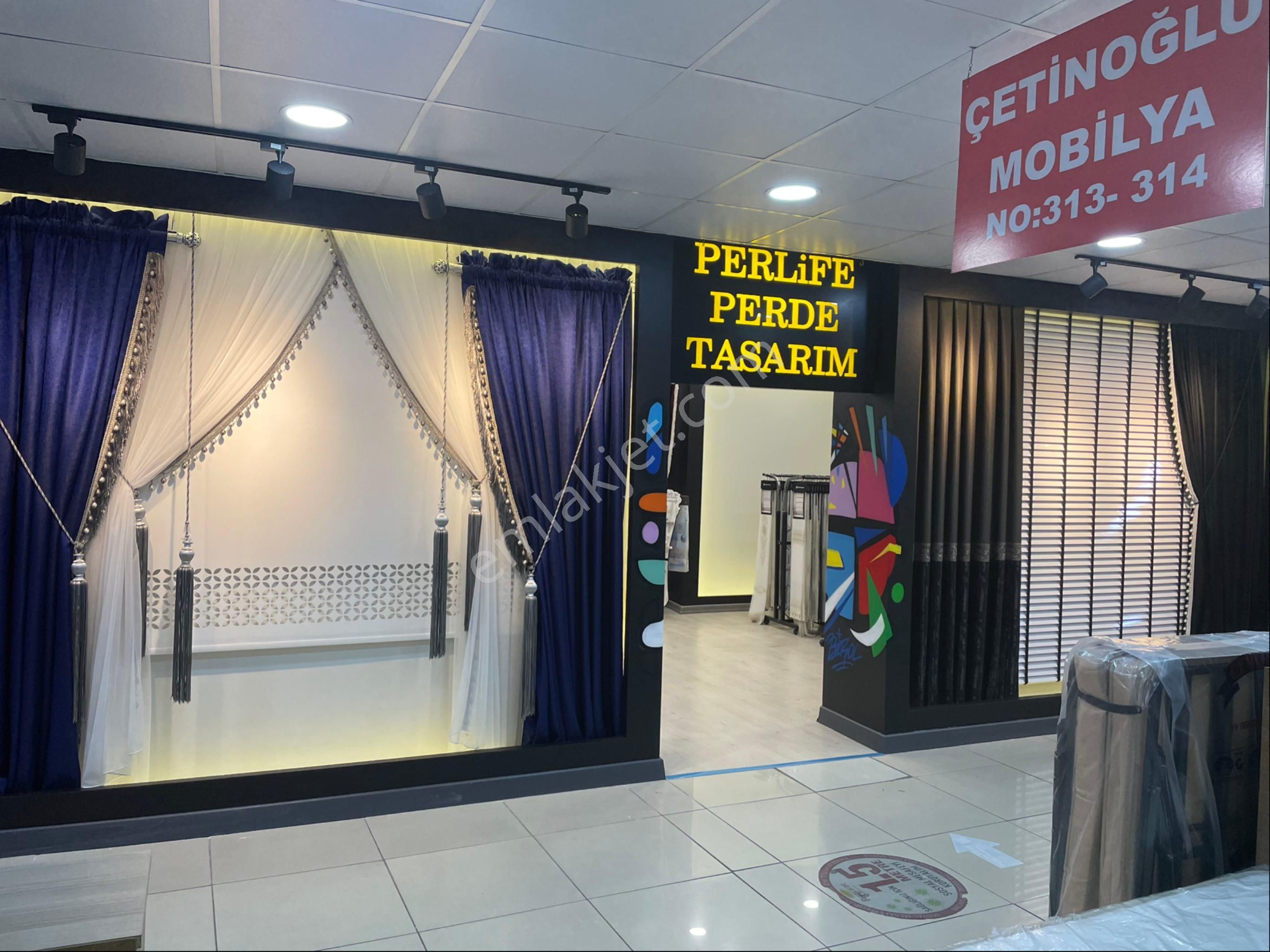 - Eskıdji Bazaar Haramidere'de Devren Perde Mağazası-