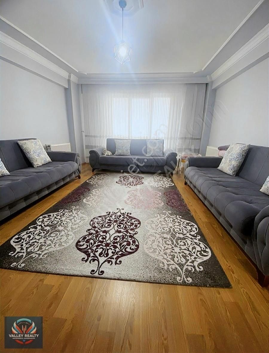 Satılık Daire Şeyhsinan Mahallesinde Ferah, Kullanışlı 2+1!