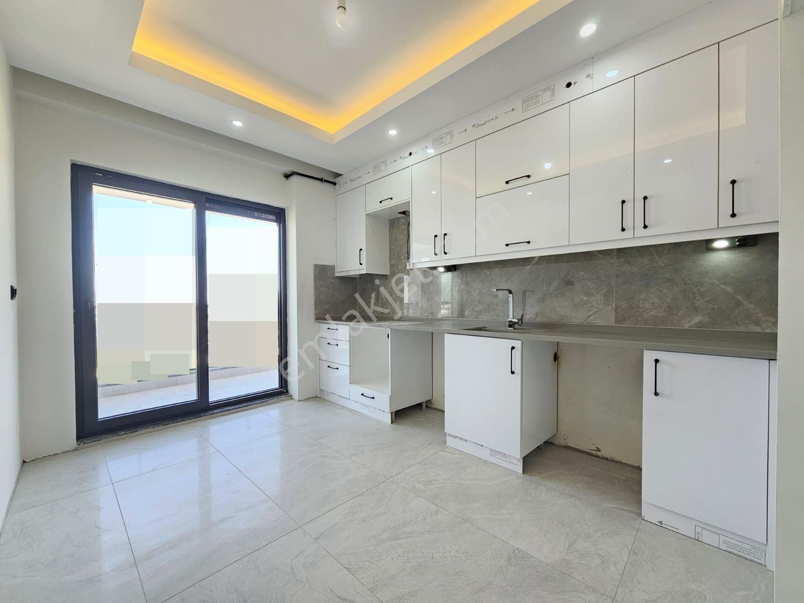 Denizli Gümüşçay'da 3+1 160 M2 Ebeveyn Banyolu Lüks Fırsat Satılık Daireler