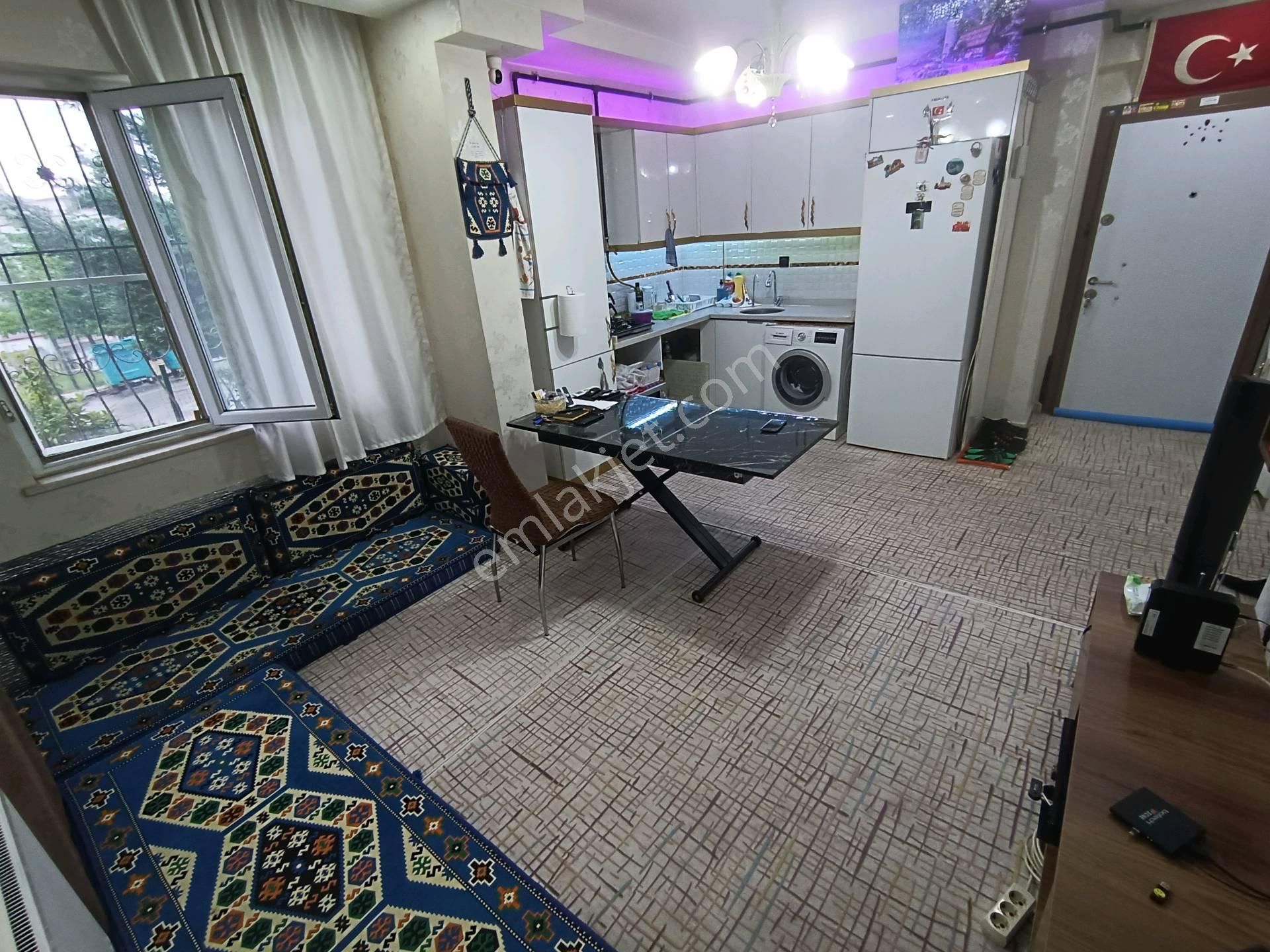 Emlak Krallığı'ndan Nezih Site İçi İskanlı Hasarsız 2+1