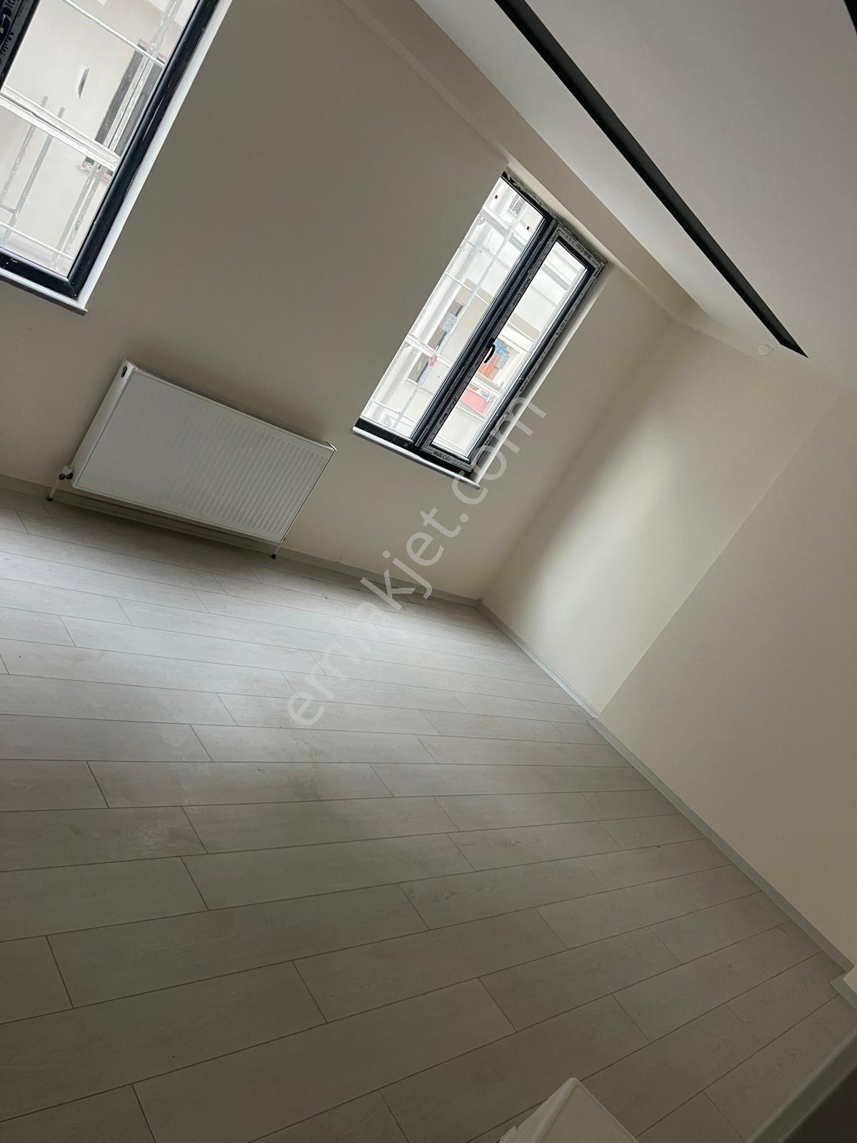 Arkadaş Emlaktan Mehmet Akif Ersoy Cad. 2+1 Ve 3+1 Sıfır Satılık Daireler - Görsel 11