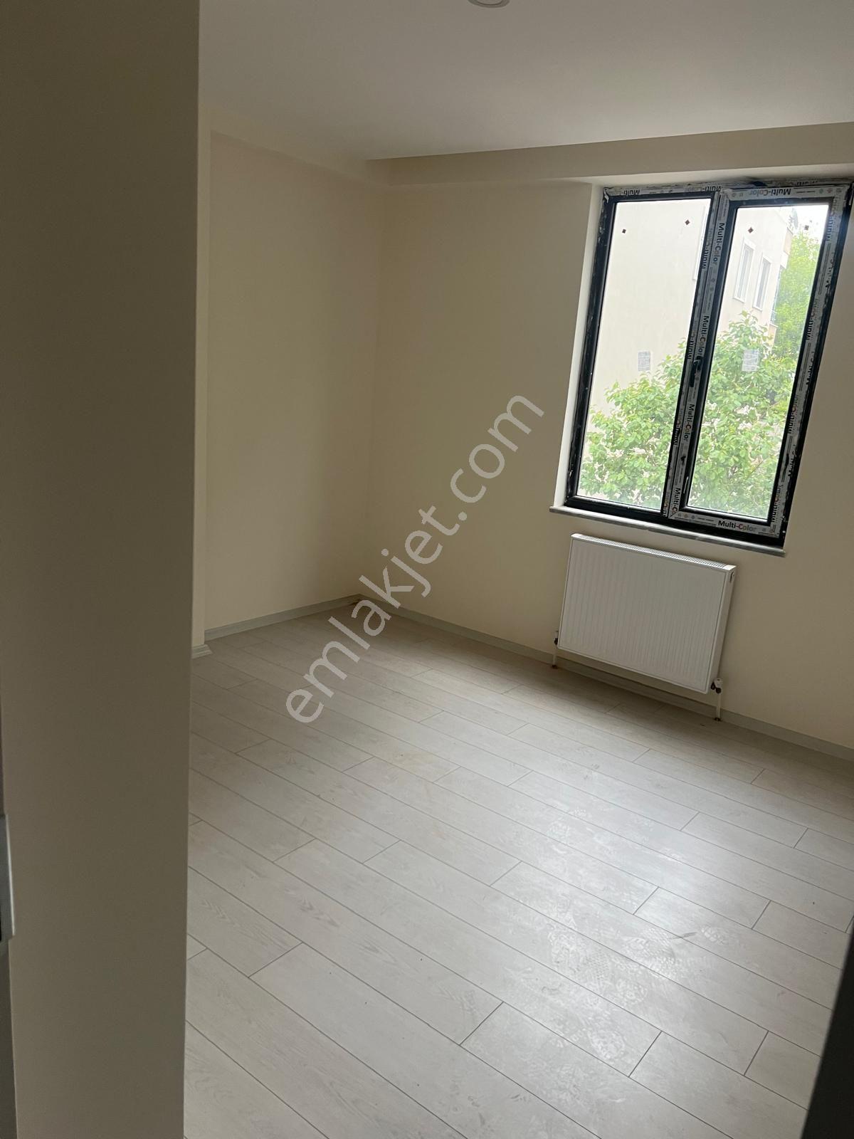 Arkadaş Emlaktan Mehmet Akif Ersoy Cad. 2+1 Ve 3+1 Sıfır Satılık Daireler - Görsel 19