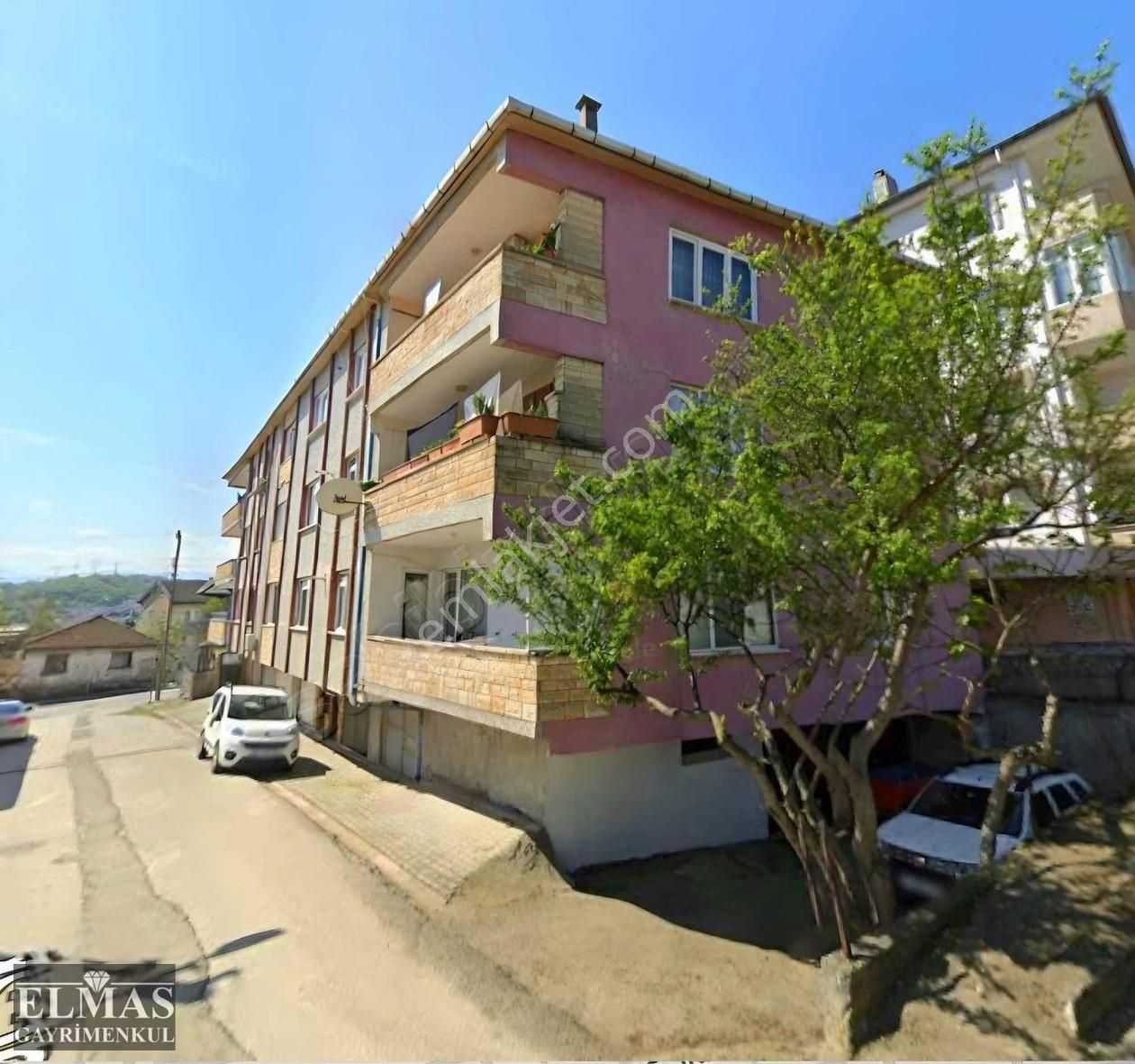 Sakarya Serdivan İstiklal Mah.satılık 3+1 Daire