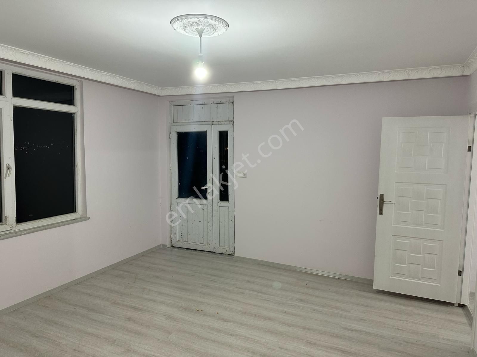 İnceğizde Mahalle İçinde Müstakil Ev - Görsel 18