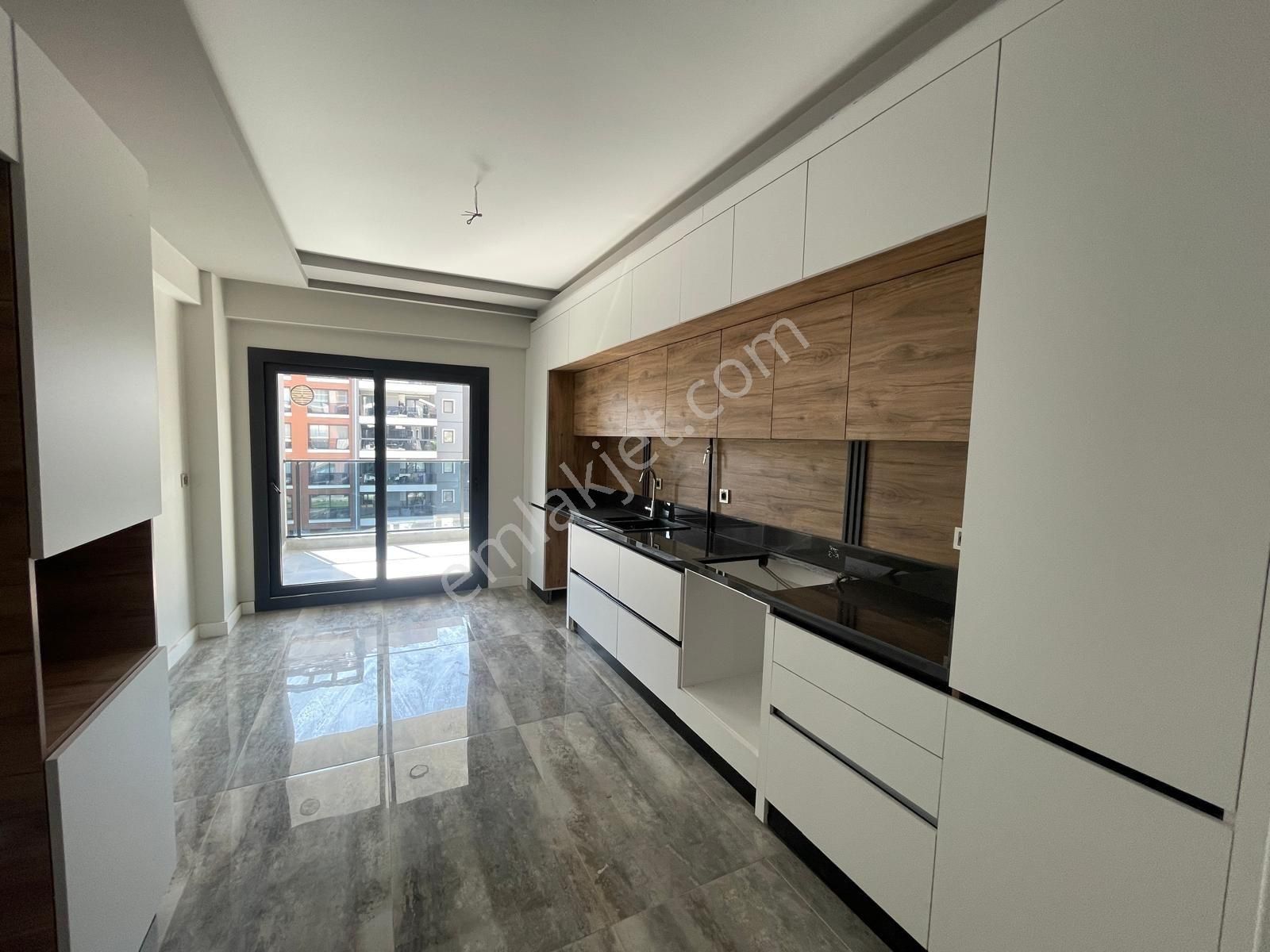 Aydın Efeler Mahalesinde Site İçinde Ultra Lükx Satılık Daireler