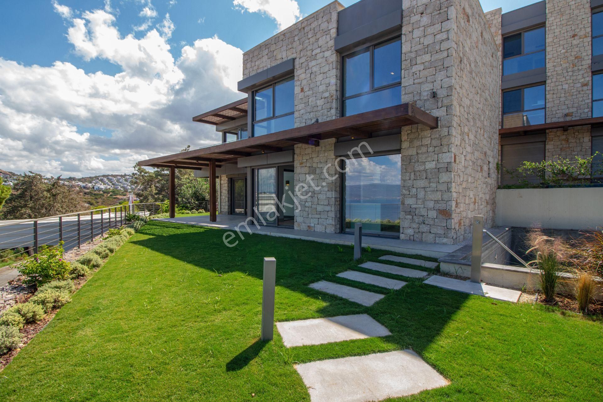 Maya Tatil Köyü Yeni Etap Deniz Manzaralı Havuzlu Müstakil Villa