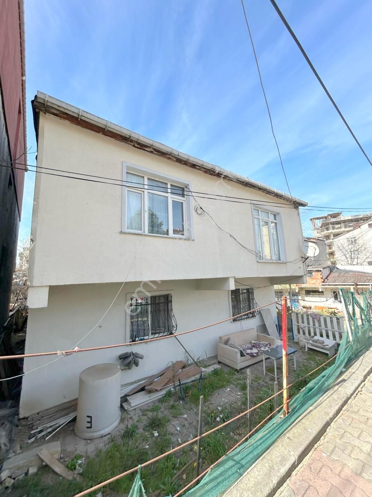 Mertcan'dan Sultanbeyli Akşemsettin Mah. 215 M2 Arsa Tapulu Ev