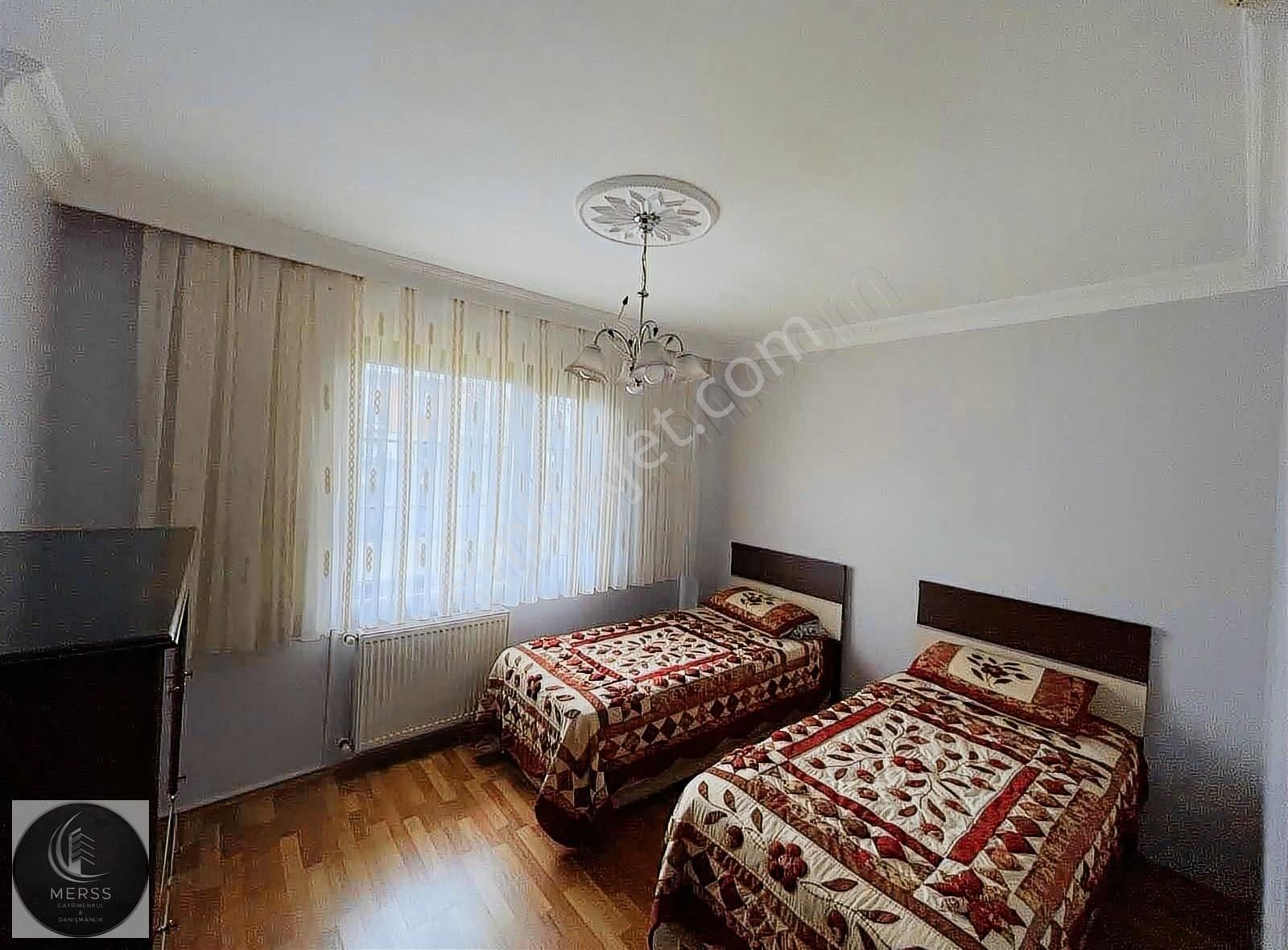 Şile Çavuş Mah . Denize Yürüme Mesafesinde 4+1 Villa