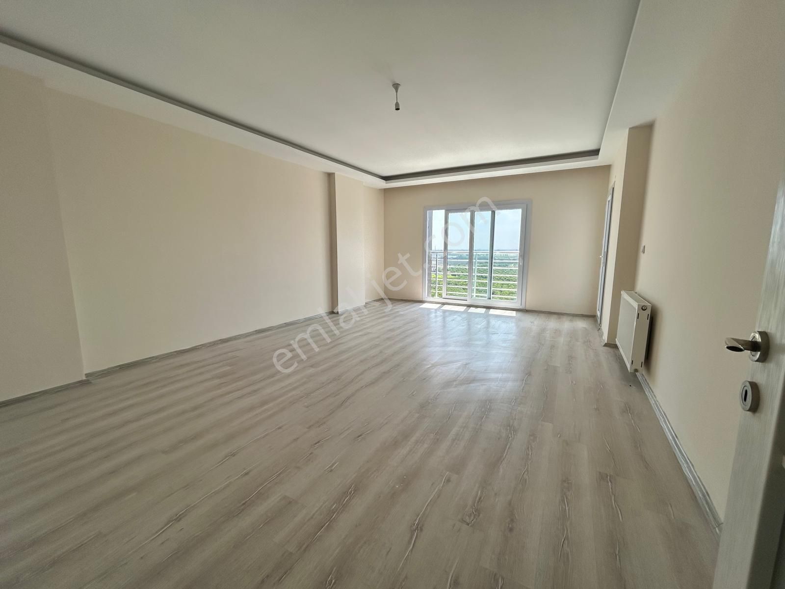 D-400 Üzerinde Tarsus Ck Emlak'tan 175m2 4+1 Satılık Daire